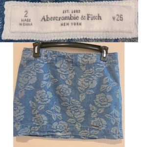 ABERCROMBIE AND FITCH SKIRT